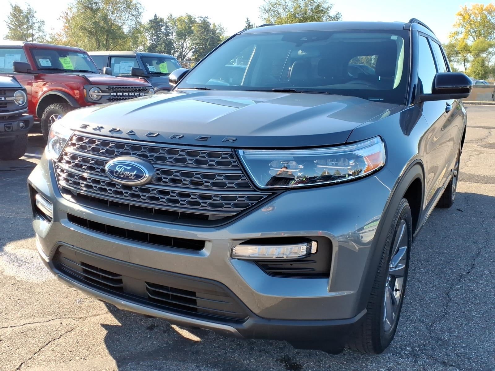 2023 Ford Explorer XLT