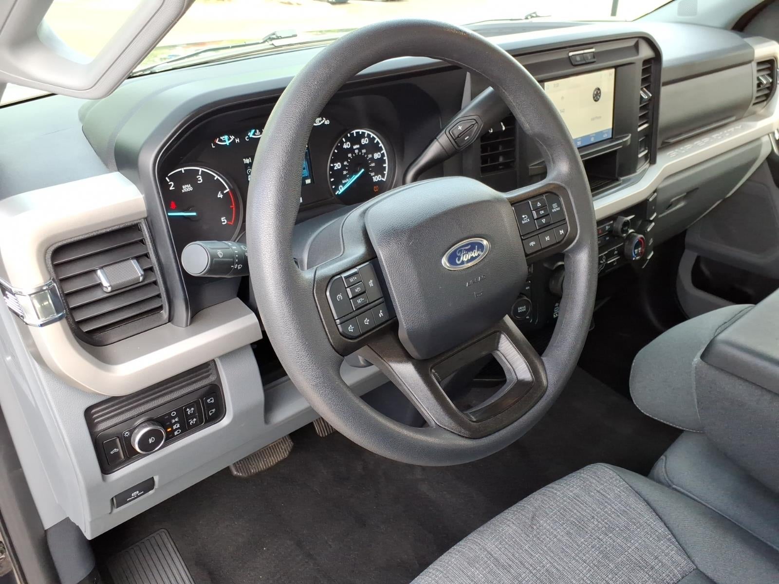 2025 Ford F-350 Super Duty XLT