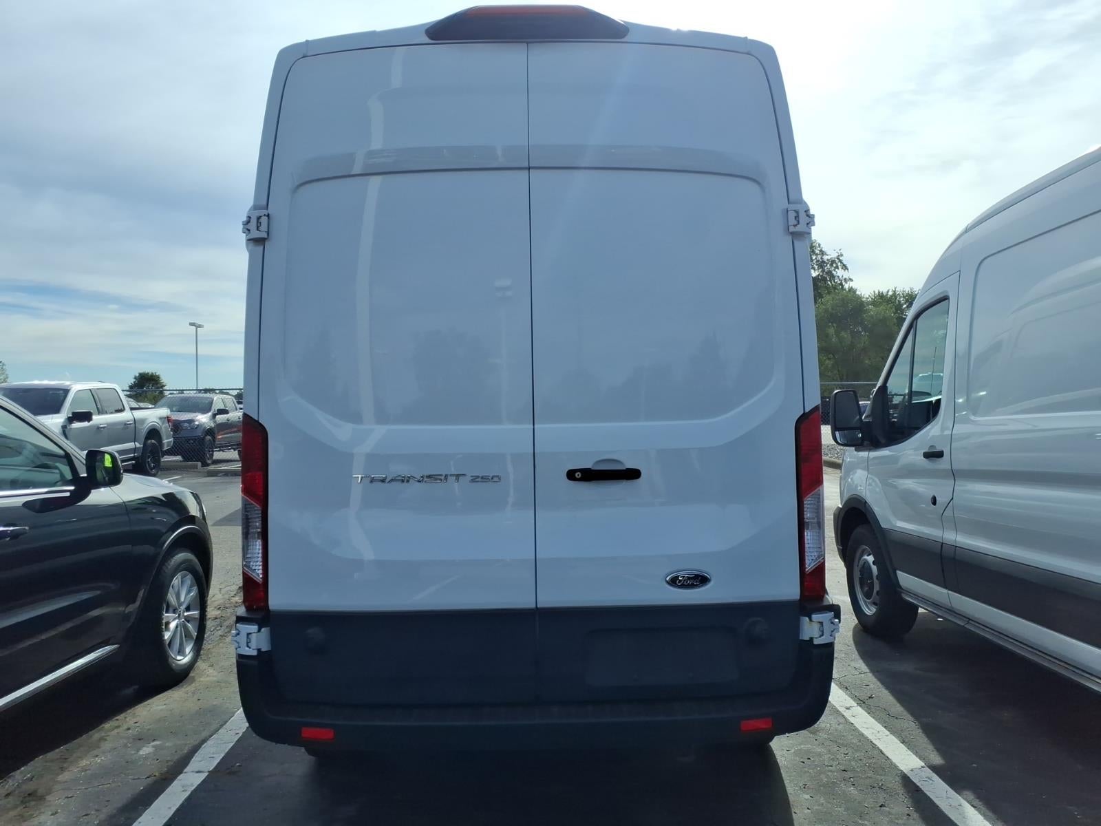 2024 Ford Transit 250