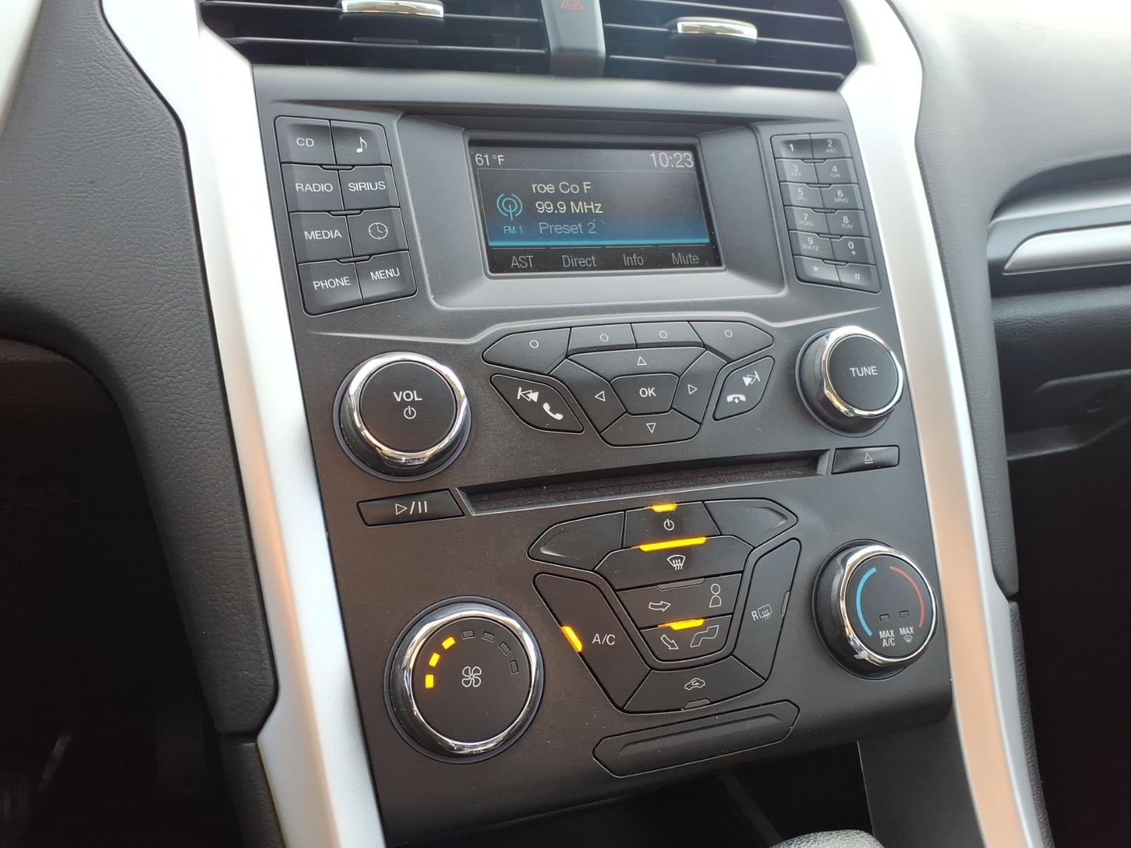 2015 Ford Fusion SE