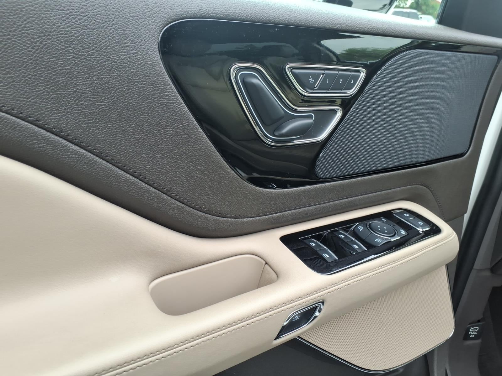 2024 Lincoln Aviator Premiere