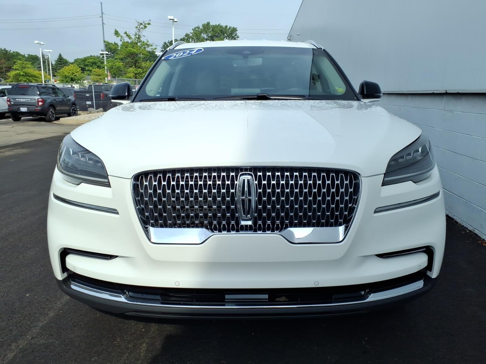 2024 Lincoln Aviator Premiere