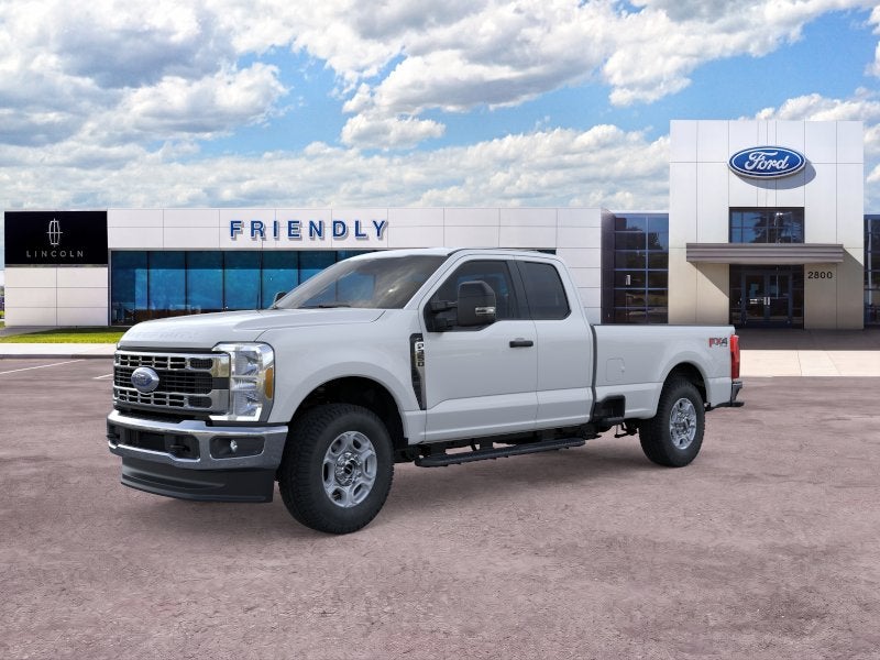 2026 Ford Super Duty F-350® XLT