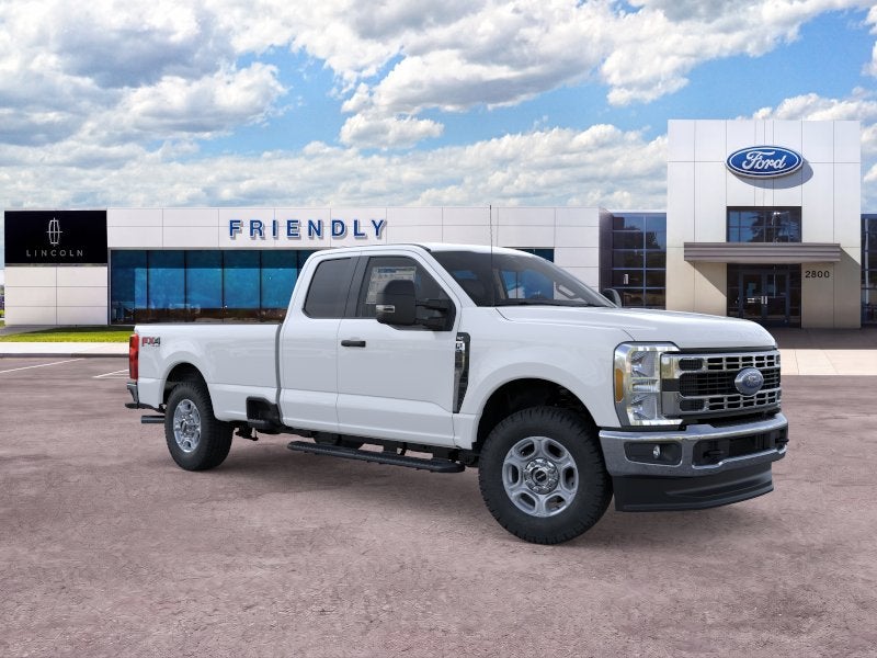 2026 Ford Super Duty F-350® XLT