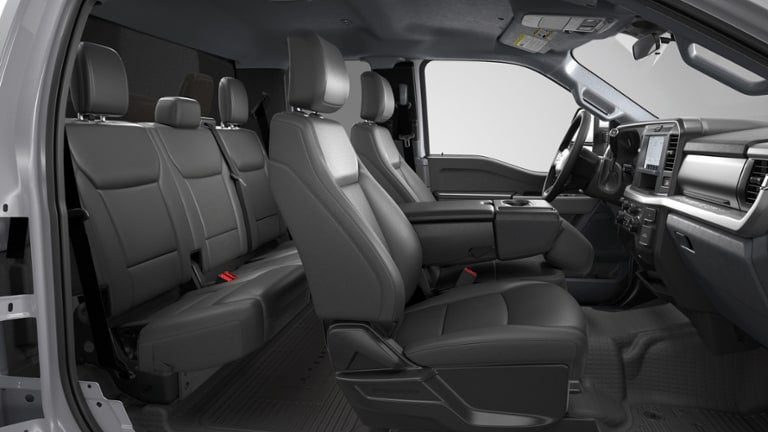 2026 Ford Super Duty F-350® XLT